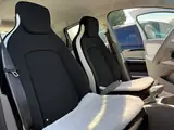 Renault ZOE 2017 — фото 10