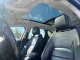 Jaguar F-PACE 2016 — фото 25
