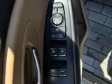 Kia Carnival 2016 — фото 30