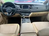 Kia Carnival 2016 — фото 13