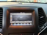 Jeep Cherokee 2018 — фото 16