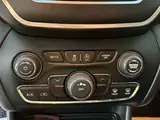Jeep Cherokee 2018 — фото 18