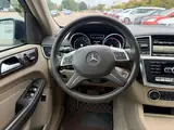 Mercedes-Benz ML350 2013 — фото 15
