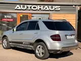 Mercedes-Benz ML500 2005 — фото 4
