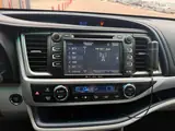 Toyota Highlander 2018 — фото 18