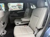 Toyota Highlander 2018 — фото 12