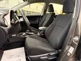 Toyota RAV4 Hybrid 2017 — фото 9