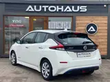 Nissan LEAF 2019 — фото 8