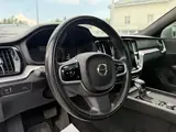 Volvo S60 2019 — фото 15