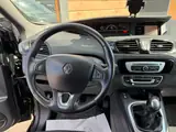Renault Scenic 2015 — фото 15