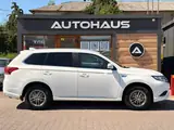 Mitsubishi Outlander PHEV 2016 — фото 4