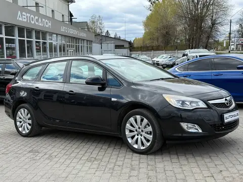 Opel Astra 2011
