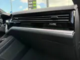Volkswagen Touareg 2021 — фото 37